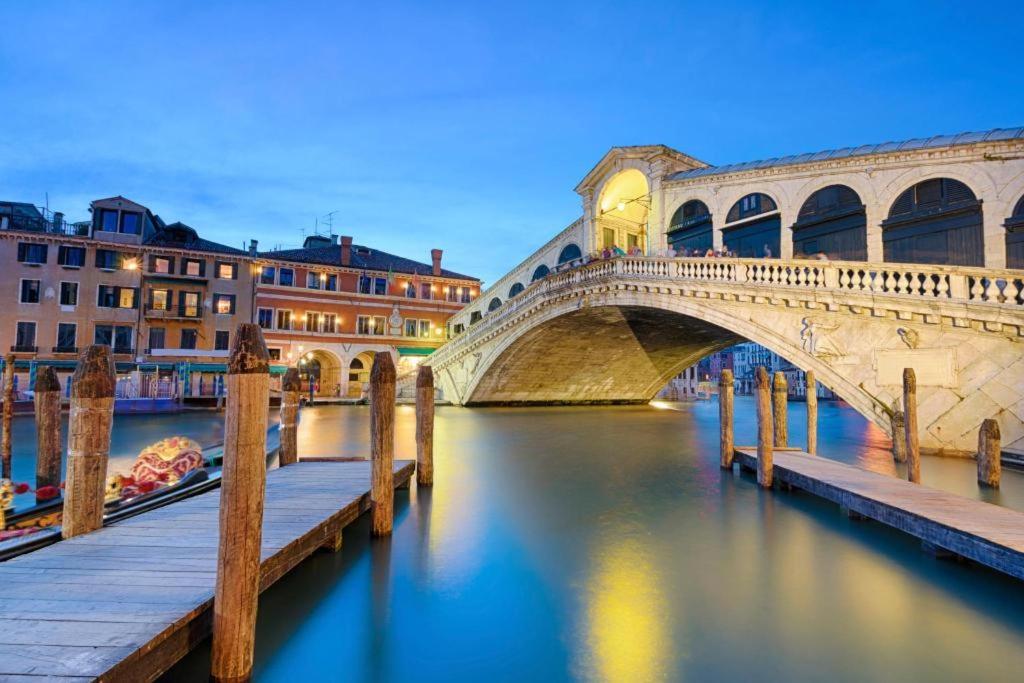 Apartmán Piccola Dimora In Palazzo Storico Benátky Exteriér fotografie