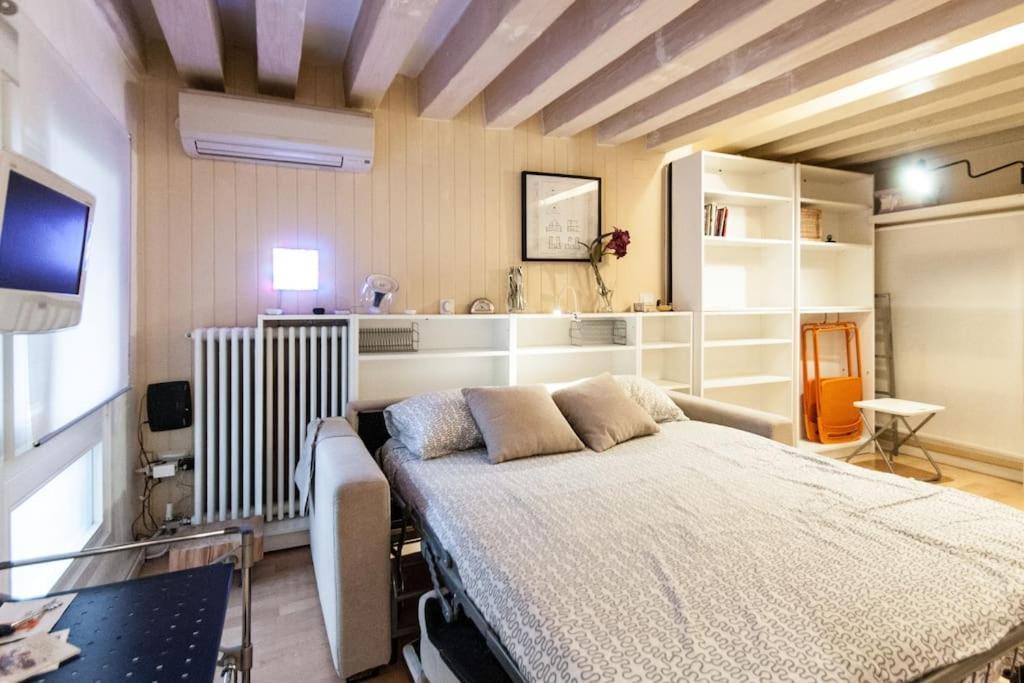 Apartmán Piccola Dimora In Palazzo Storico Benátky Exteriér fotografie